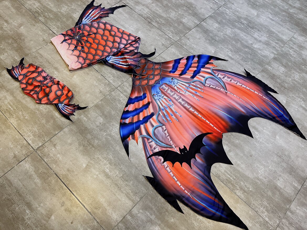 Original Male And Female Merma - огляд і ціна Aquarium & Marine Museum Ums